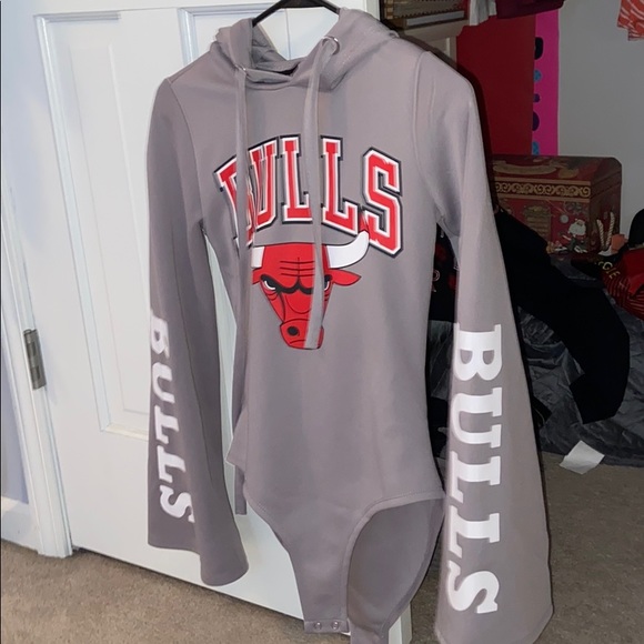 Rue 21 Bulls body suit - Picture 3 of 5